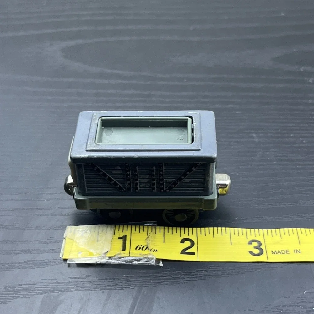 Thomas & Friends Troublesome Truck Flip Coal Take Along 2002 Die-Cast Train Car